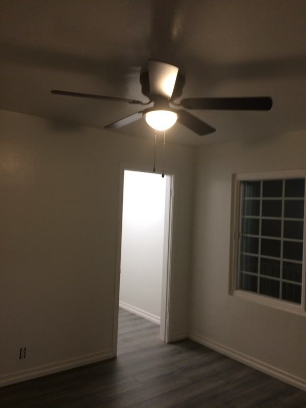 306 W Sunkist St #A - Photo 3 of 6