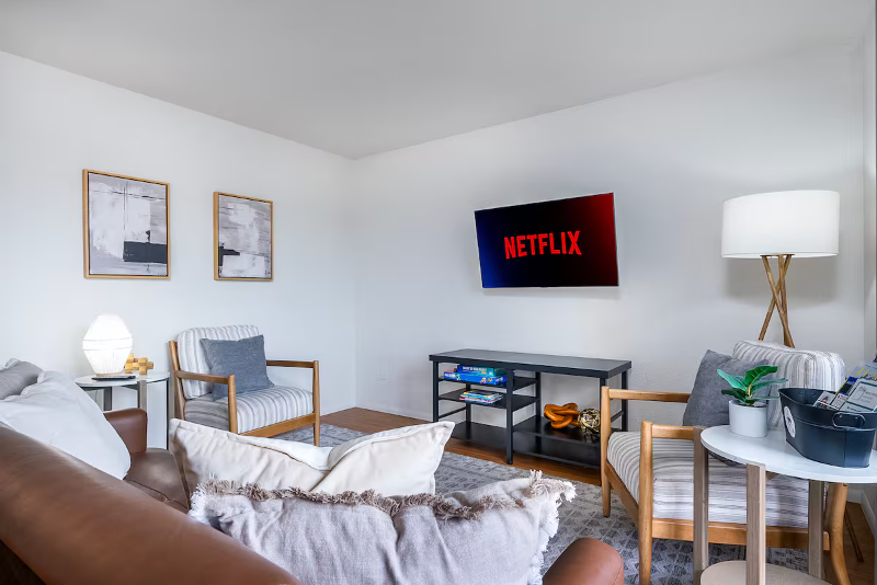 1430 3rd Ave E #3 - Photo 3 of 13