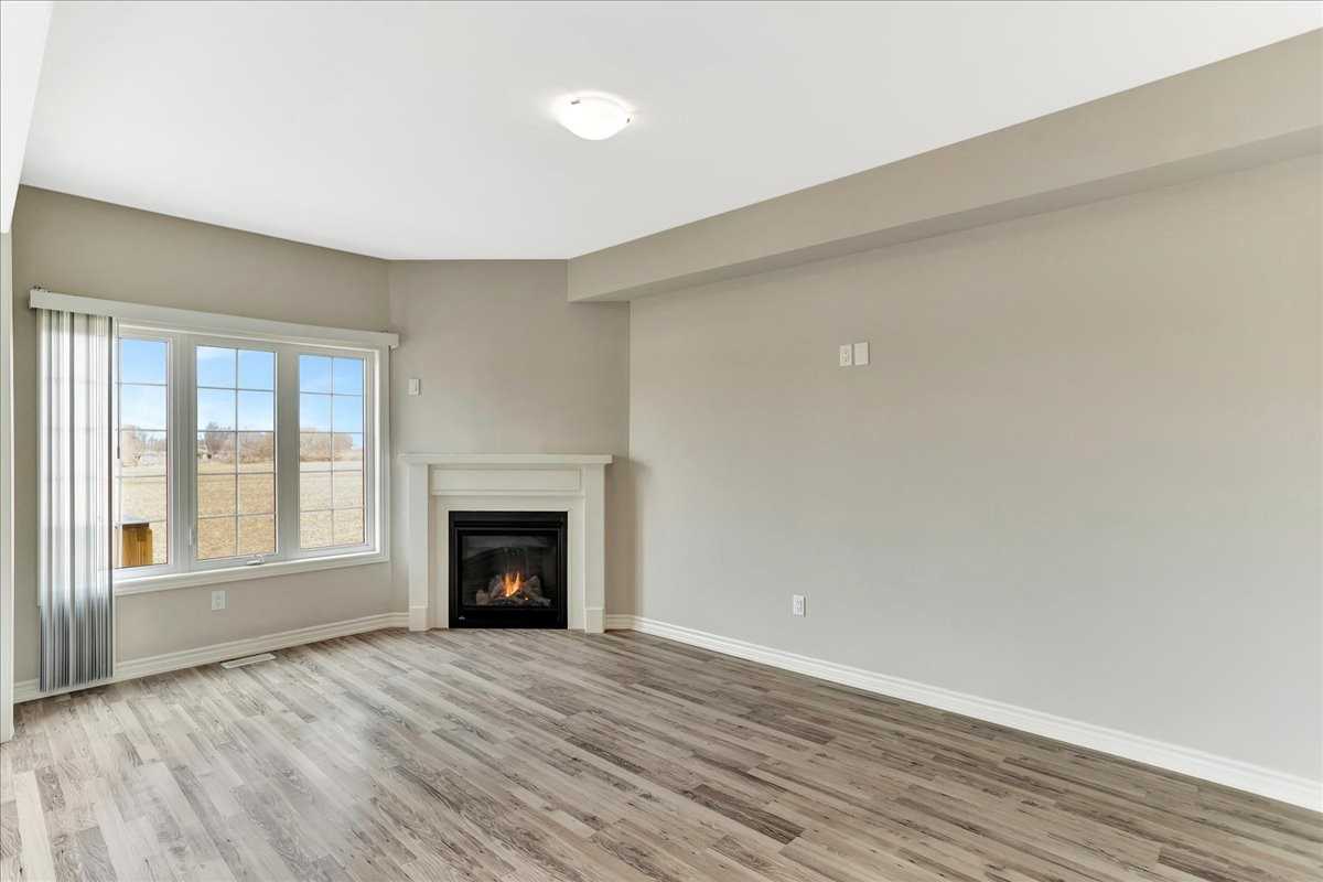 210 Prescott Drive - Photo 3 of 10