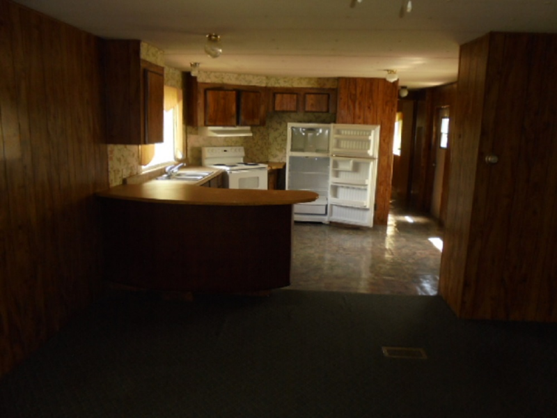 1524 Junior Drive - Photo 2 of 5