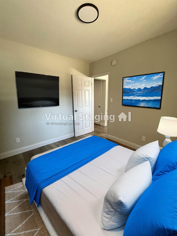 7833 Towne Ave - Photo 3 of 10