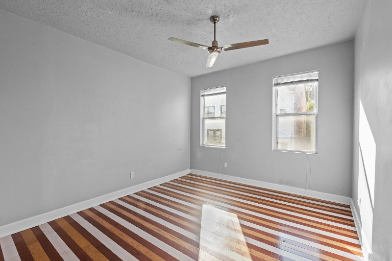 5201 1/2 Duncan St - Photo 3 of 20