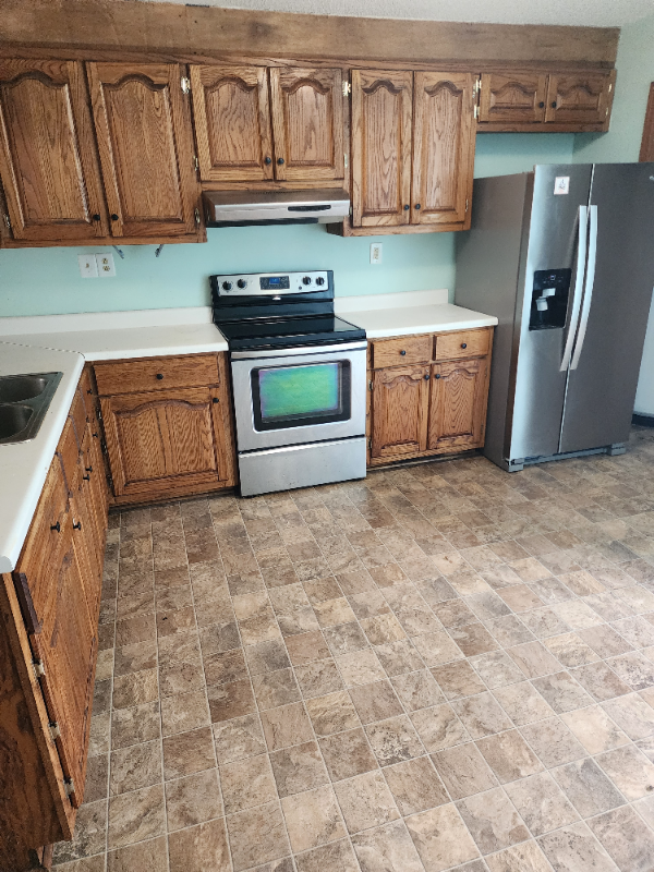 731 Hickory Dr #2 - Photo 2 of 4