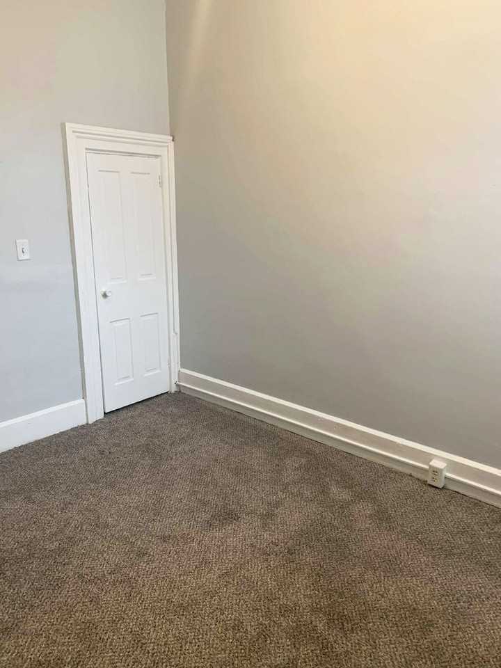 635-639 Oregon Street - Photo 7 of 10