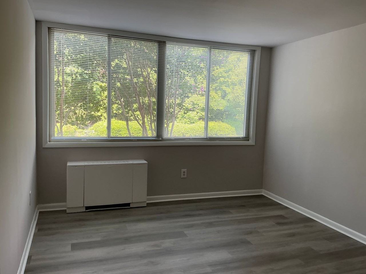 7911 Indian Head Hwy - Photo 4 of 6