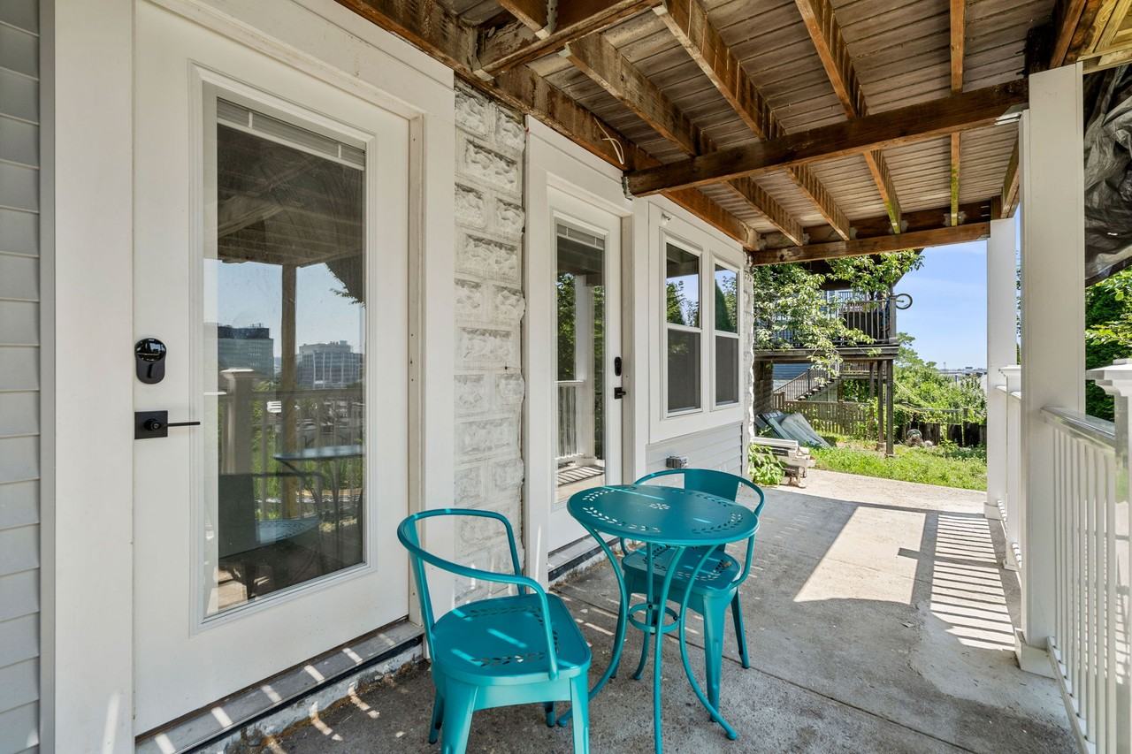 32 Munroe St #1 - Photo 6 of 25