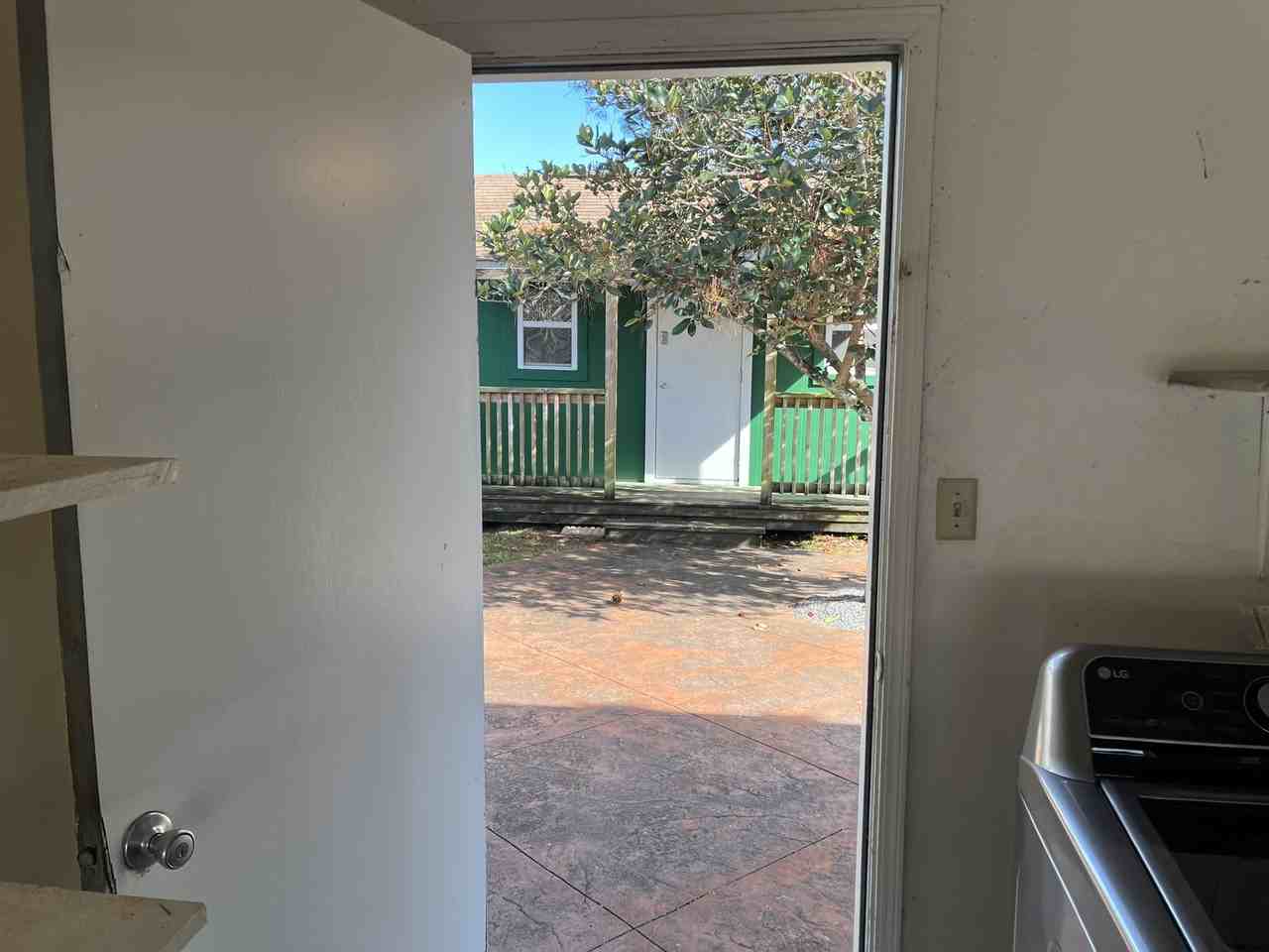 1423 Mixon Dr #NA - Photo 6 of 14