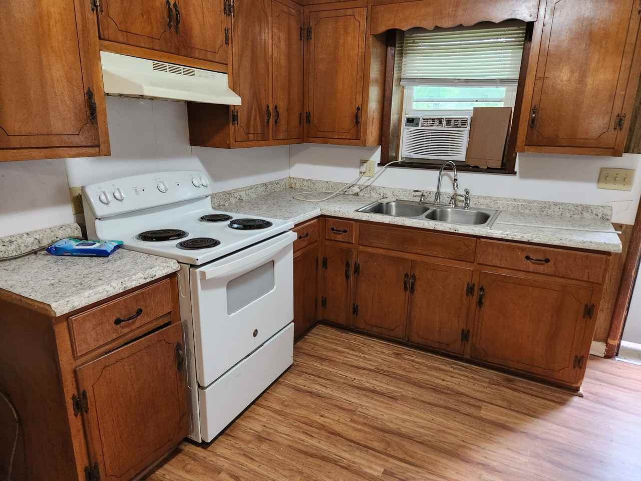 153 Cedar Ave #153 - Photo 2 of 12