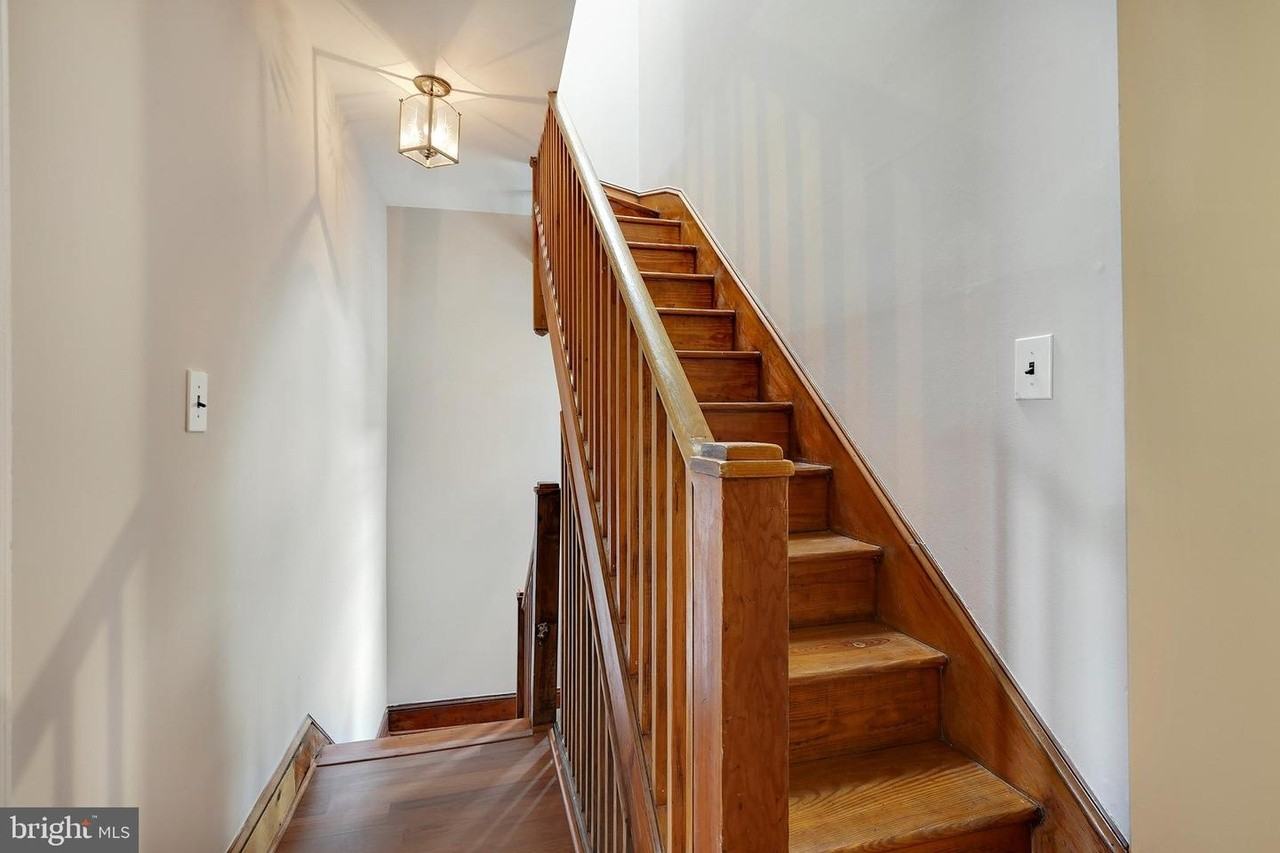 325 S Fremont Ave #325 - Photo 6 of 14