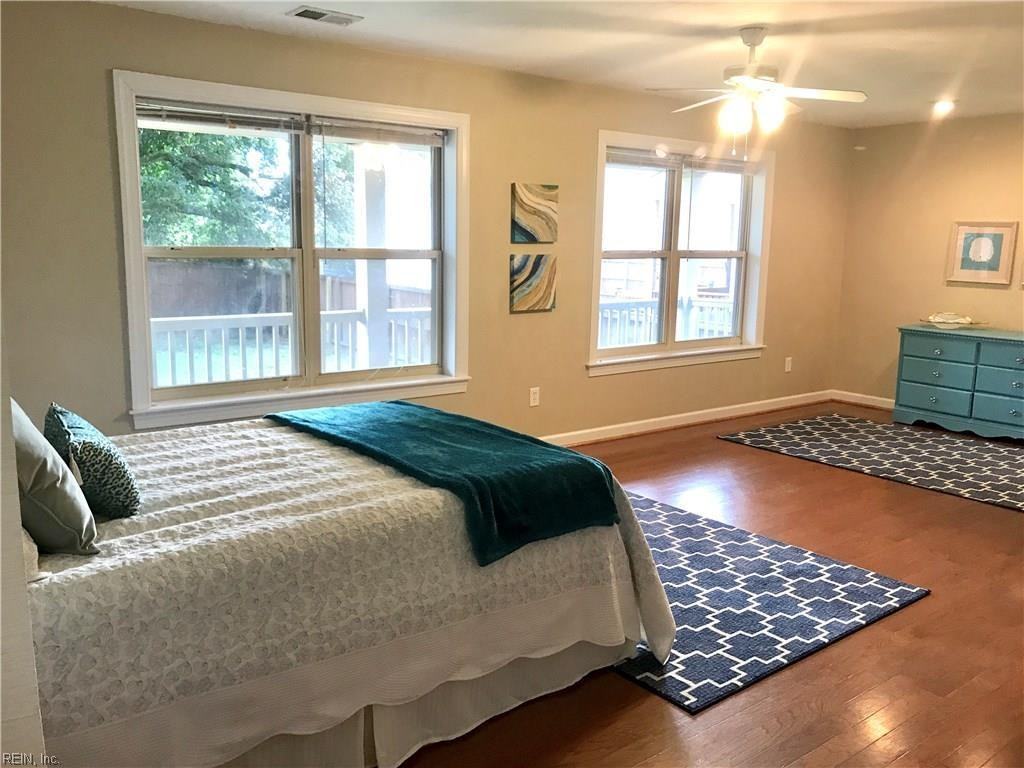 3110 Pretty Lake Ave #NA - Photo 3 of 15