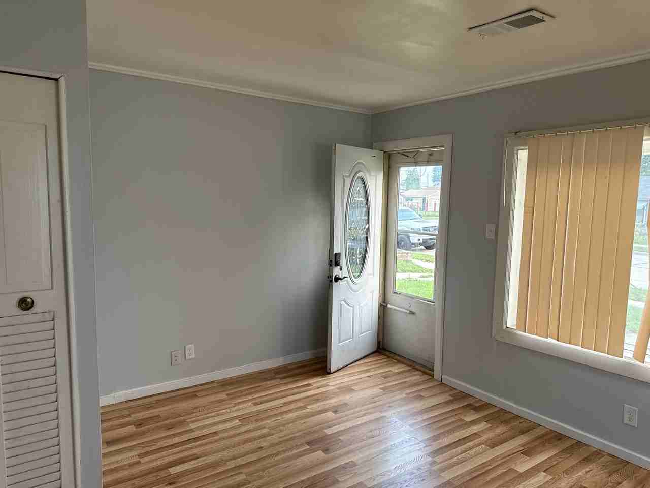 4521 Victory Avenue #NA - Photo 4 of 17