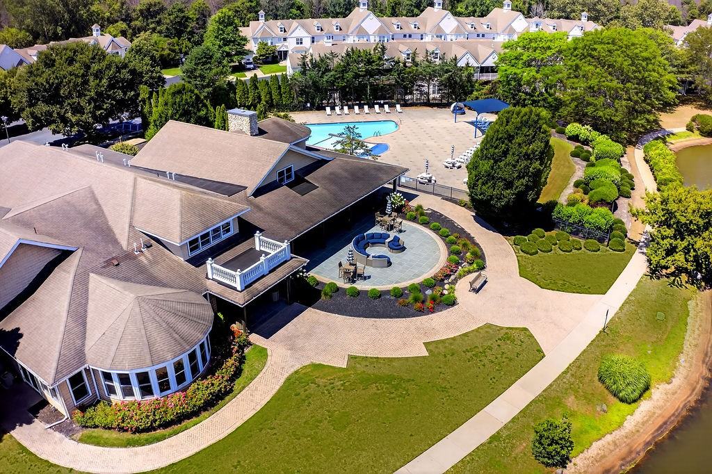 Walden Ct - Photo 5 of 40