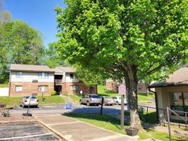 featured image of 1000 Landmark Dr