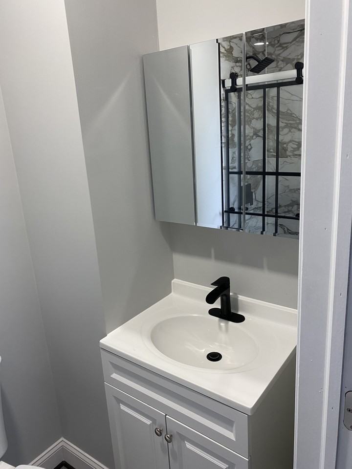 220 North Mount Street - Photo 2 of 13