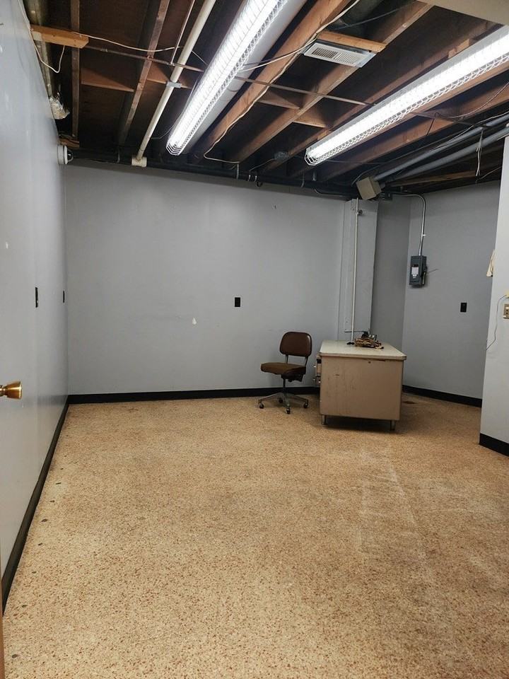 135 Dixieland Dr - Photo 5 of 16