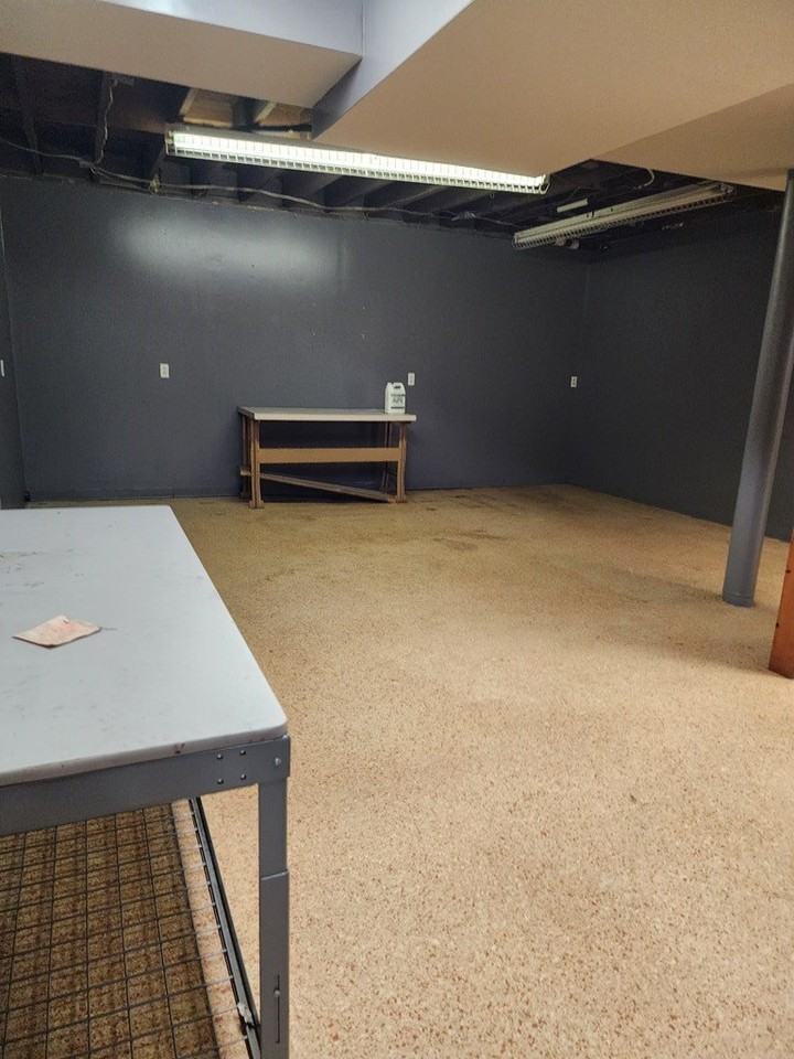 135 Dixieland Dr - Photo 6 of 16