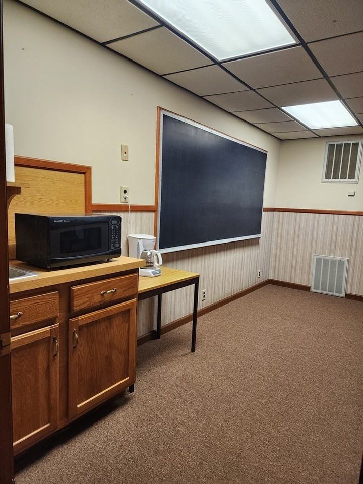 135 Dixieland Rd - Photo 3 of 16