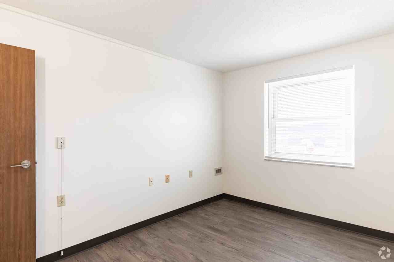 The Colony Apartments - Photo 2 of 6