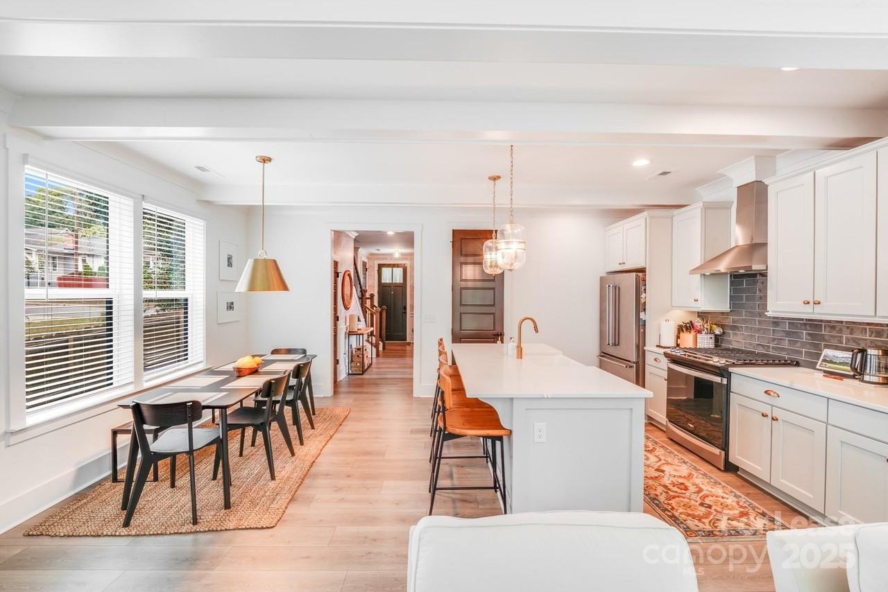 1613 North Mcdowell Street - Photo 3 of 40