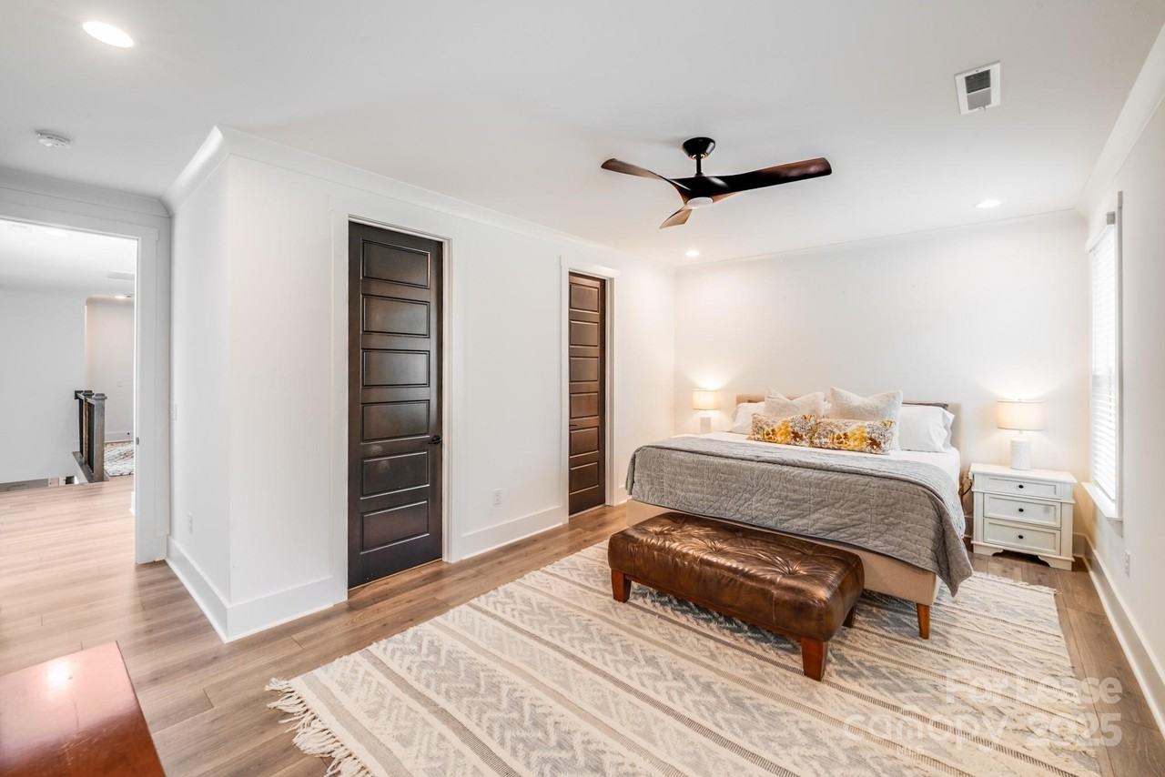 1613 North Mcdowell Street - Photo 5 of 40