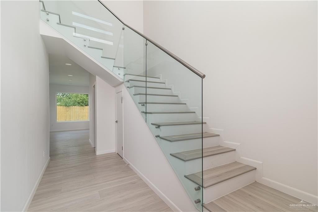 2711 Harmony St - Photo 5 of 19