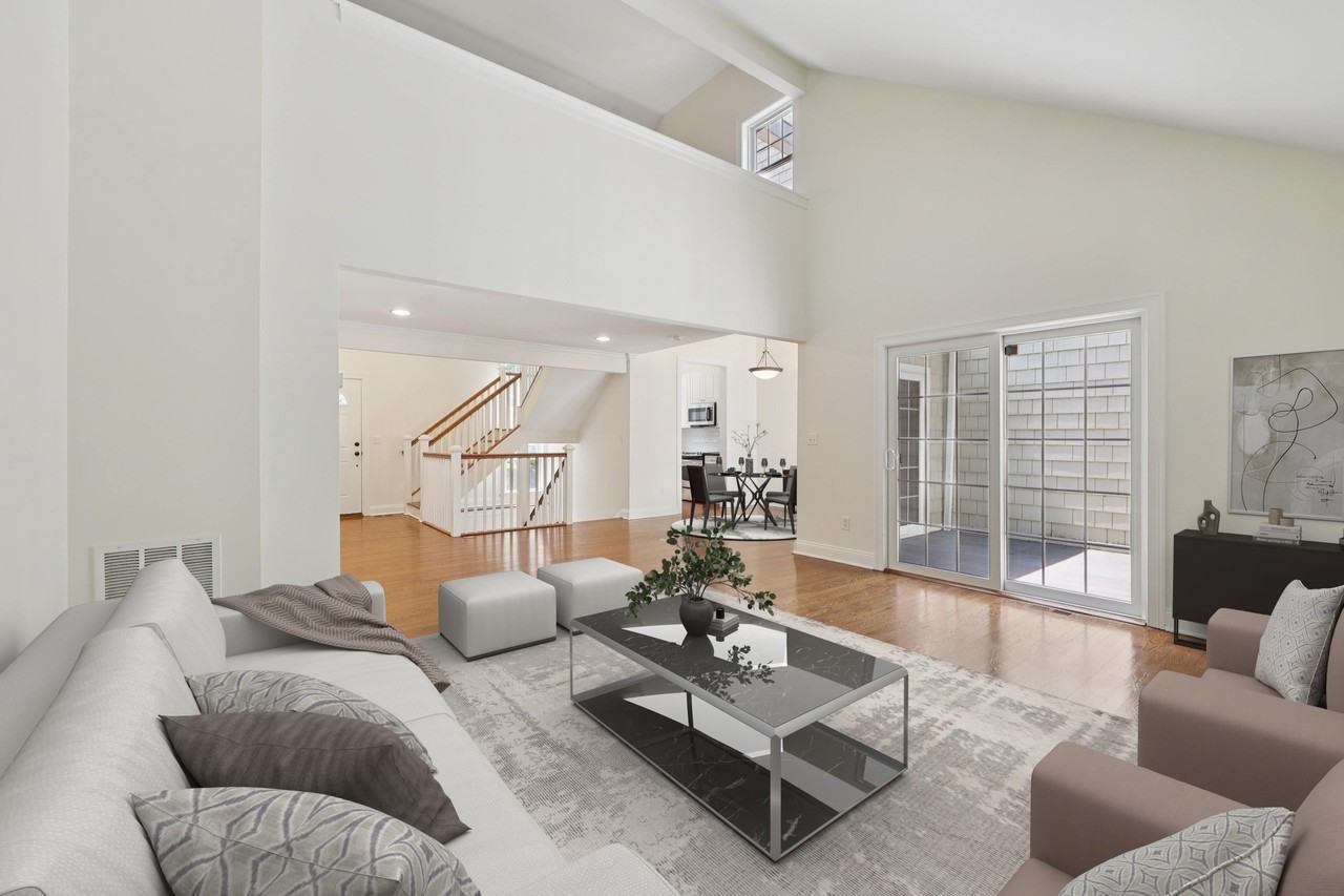 Greenwich Oaks - Photo 3 of 19