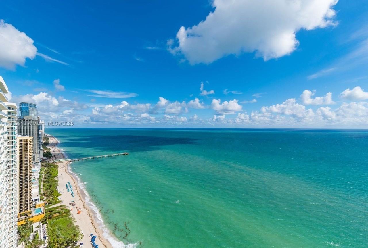 16001 Collins Ave #3201 - Photo 5 of 42