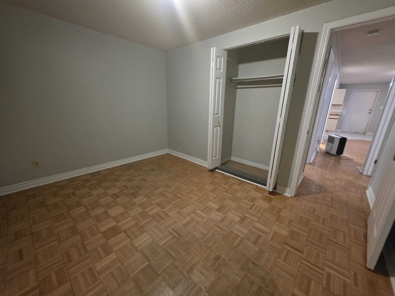 334 University Ave #1 - Photo 6 of 8