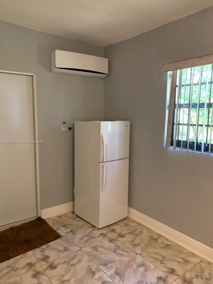 1211 Nw 188th Ter #0 - Photo 2 of 7