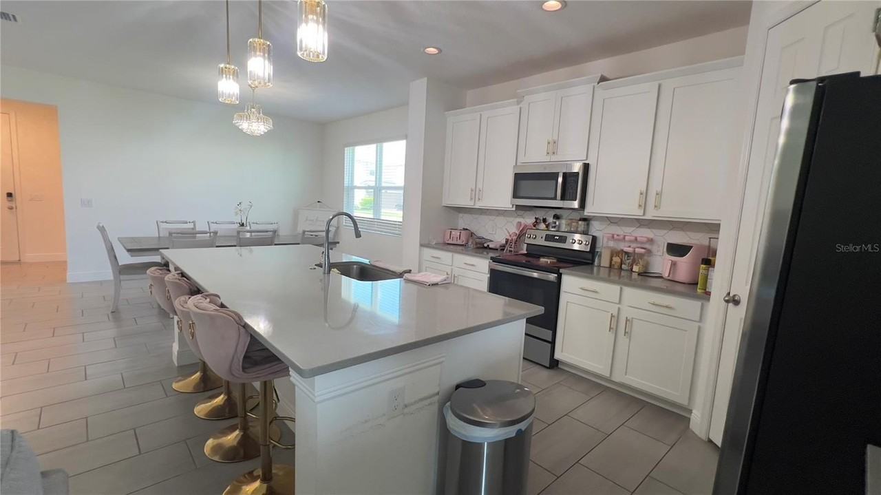 5058 Down Ct - Photo 5 of 44