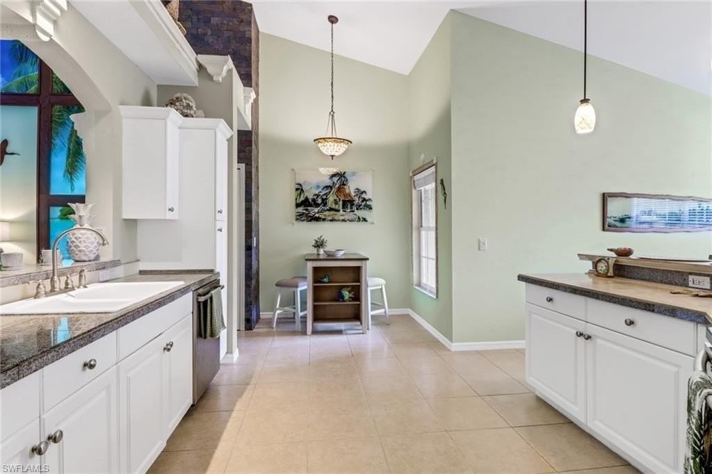 20151 Seagrove St #206 - Photo 4 of 49