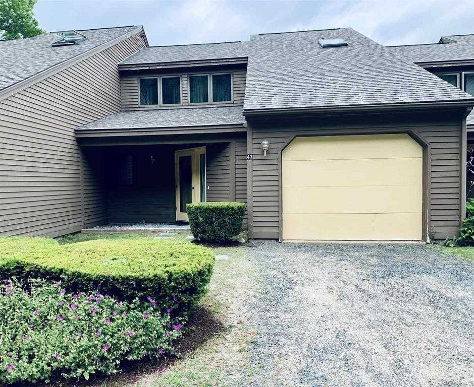 61 Woodbury Dr #43 - Photo 6 of 24