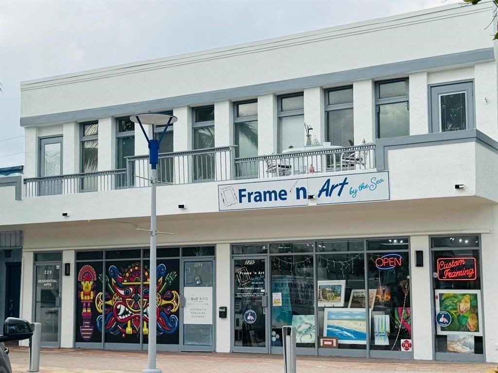 229 Commercial Blvd #2