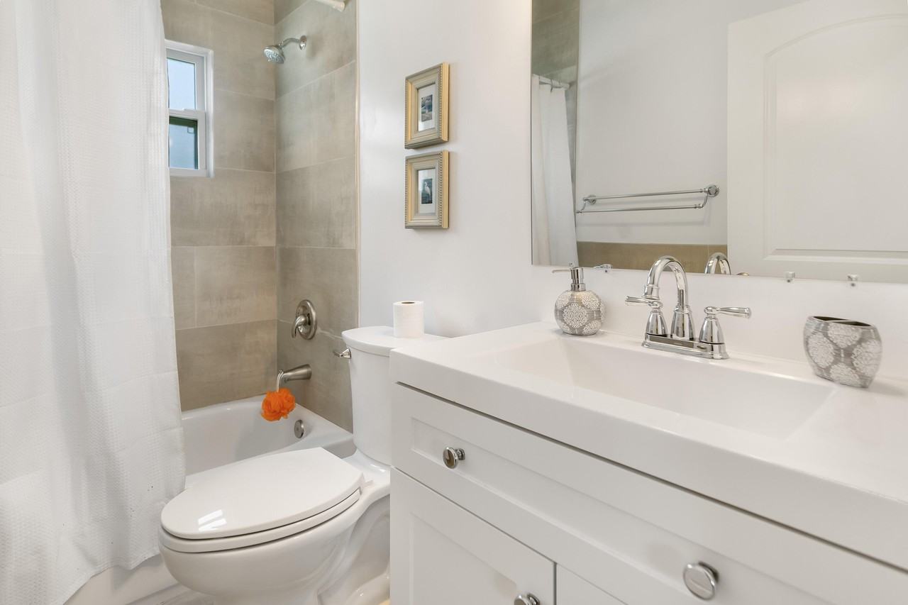 602 Nw 1st St - Photo 5 of 29