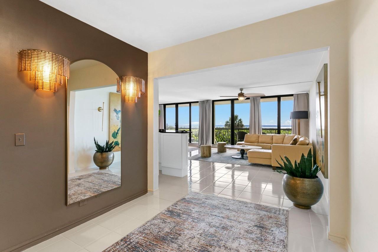 4050 4050 N Ocean Drive #1-101 - Photo 2 of 41