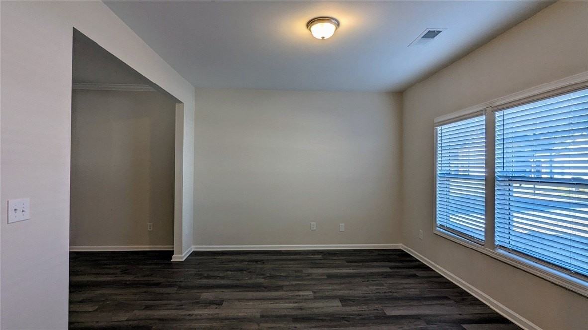 249 Carvel Trl - Photo 4 of 40