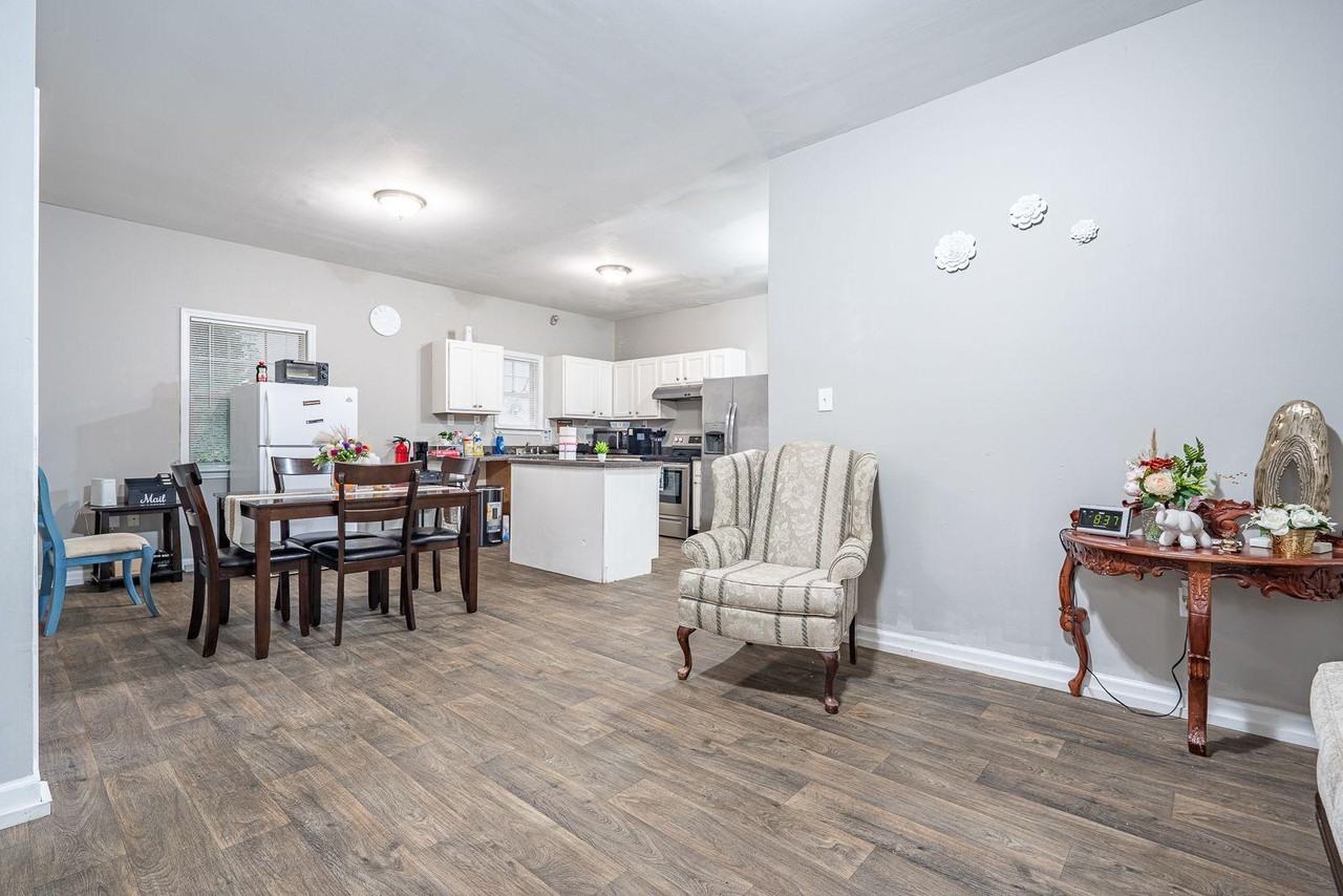 Martin Luther King Jr Dr Sw - Photo 3 of 11