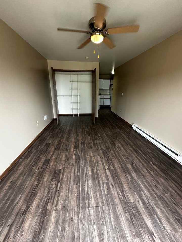 RY145A - Photo 3 of 20