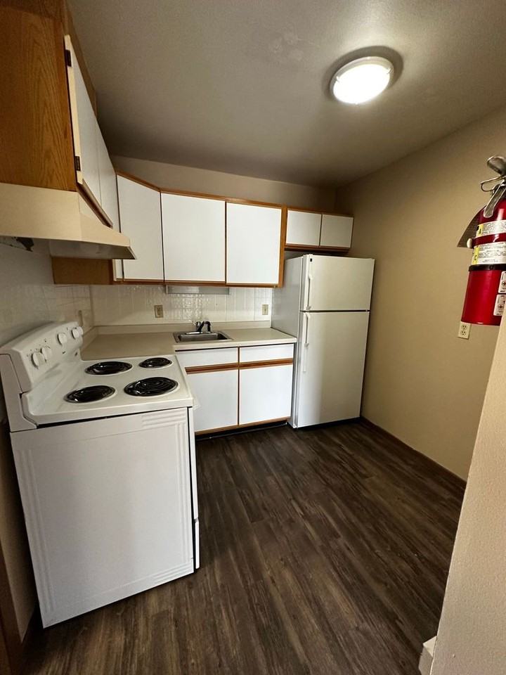 RY145A - Photo 5 of 20