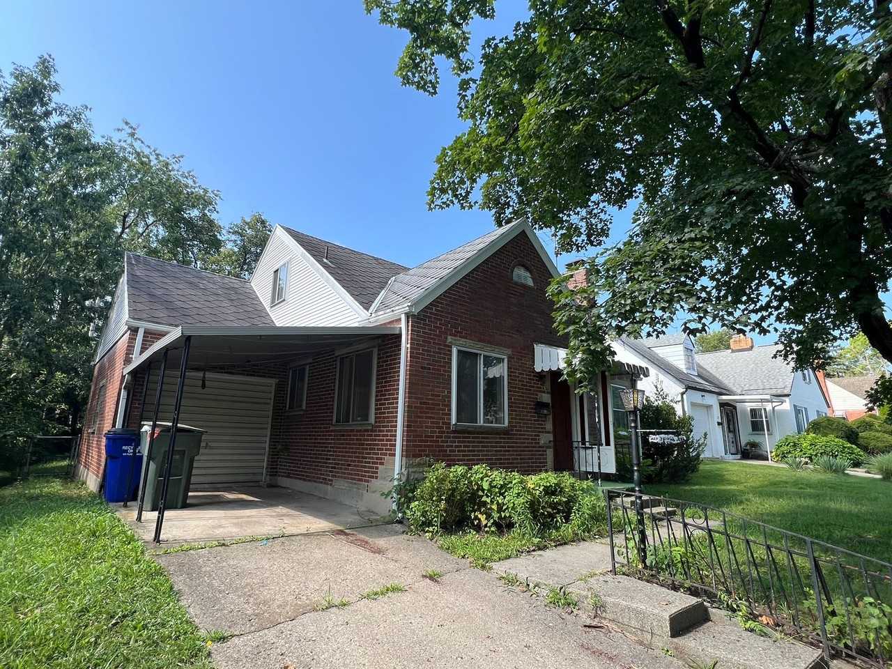 228 Ryburn Ave - Photo 3 of 14