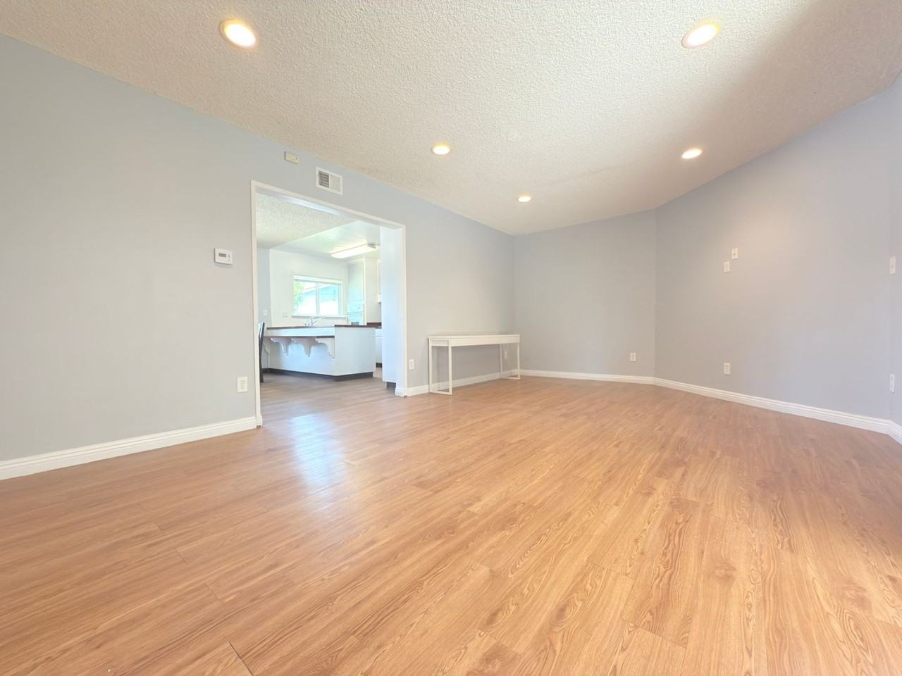 9630 Wilbur Ave - Photo 6 of 10