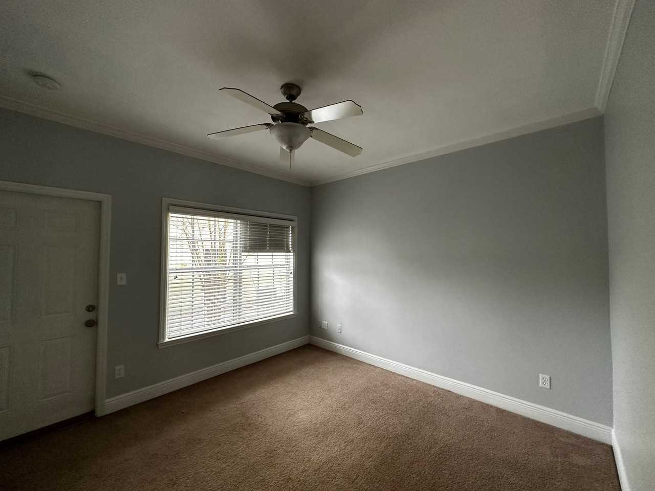 1926 Corvallis Ave - Photo 4 of 23