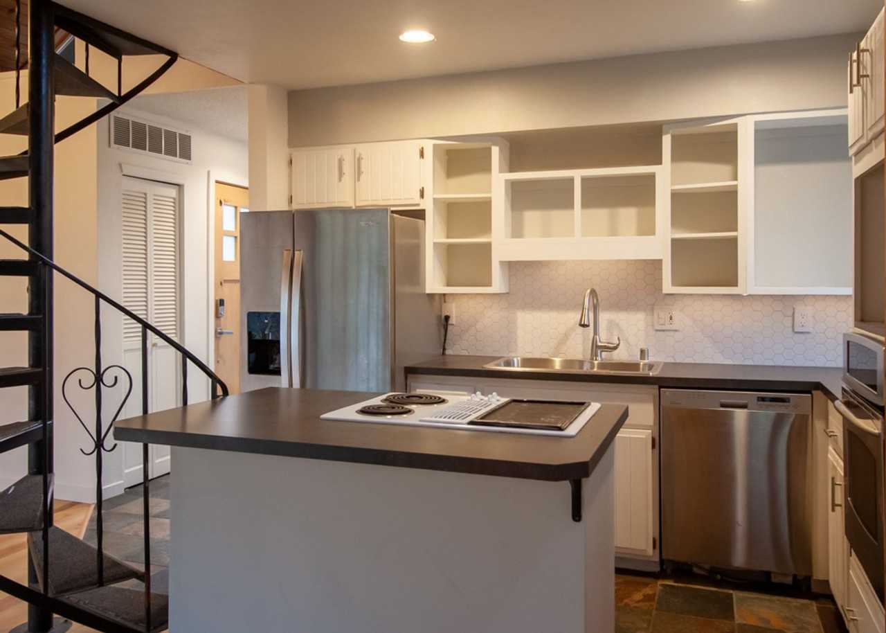 2224 Towhee Ln - Photo 4 of 17