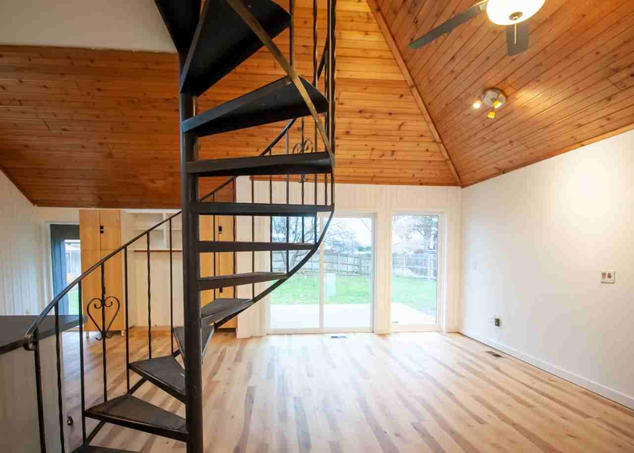 2224 Towhee Ln - Photo 6 of 17