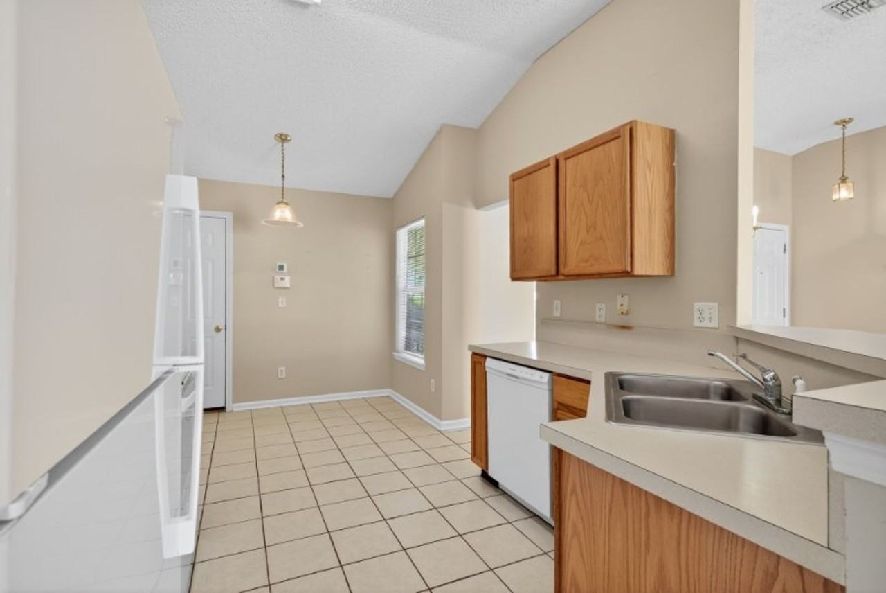 13269 Pacemaker Dr - Photo 4 of 15