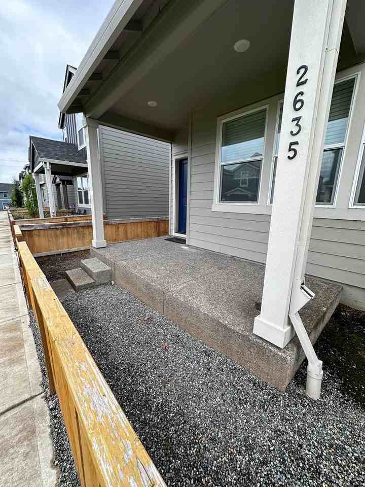 2635 Ne 116th Pl - Photo 3 of 35