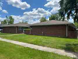 featured image of 207 E Newkirk St