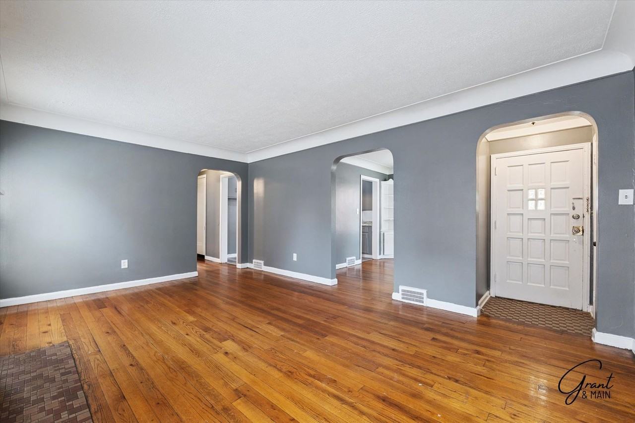 11248 Kennebec St - Photo 6 of 26
