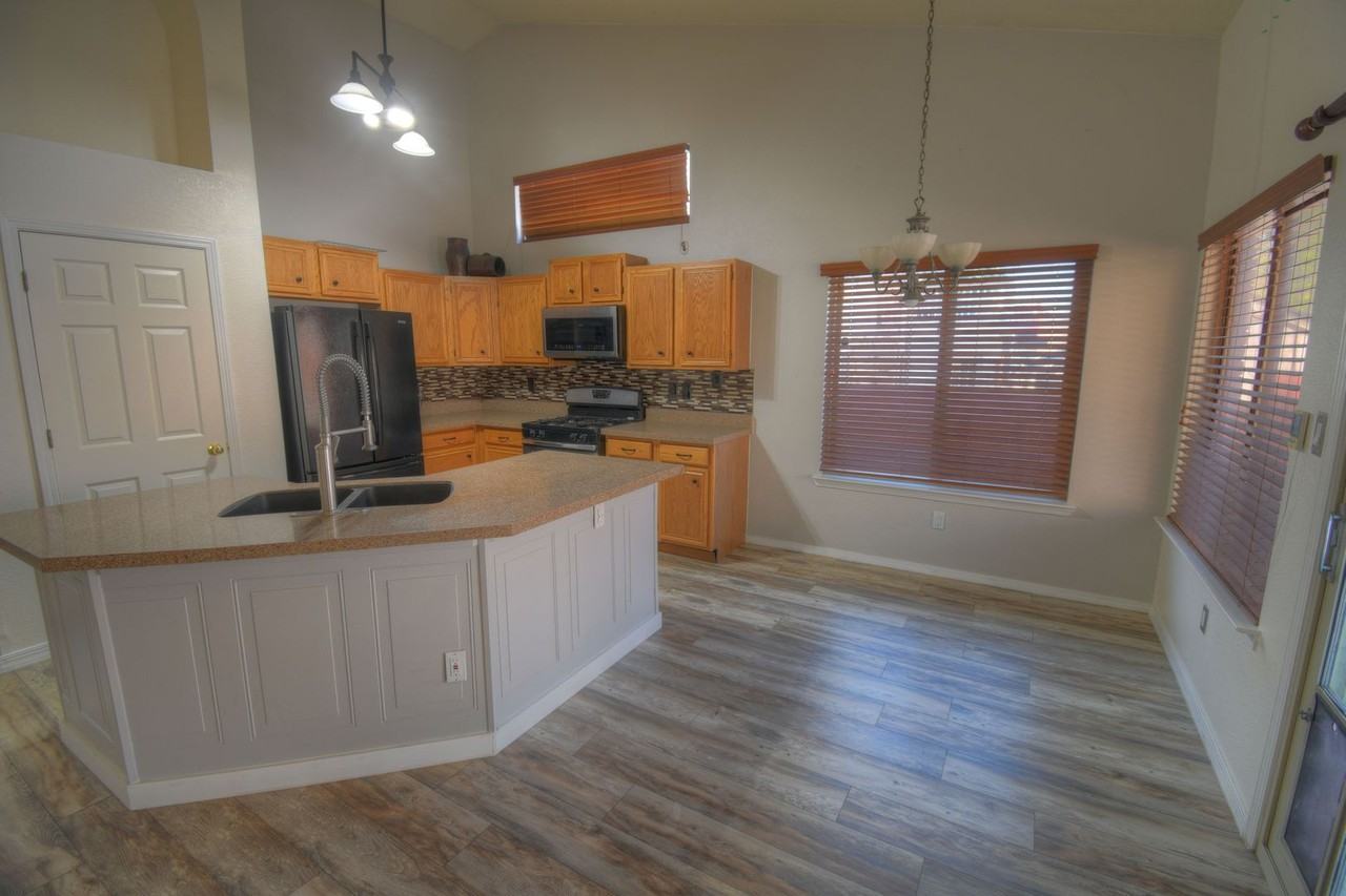 9215 Clinton Anderson Dr Nw - Photo 3 of 16
