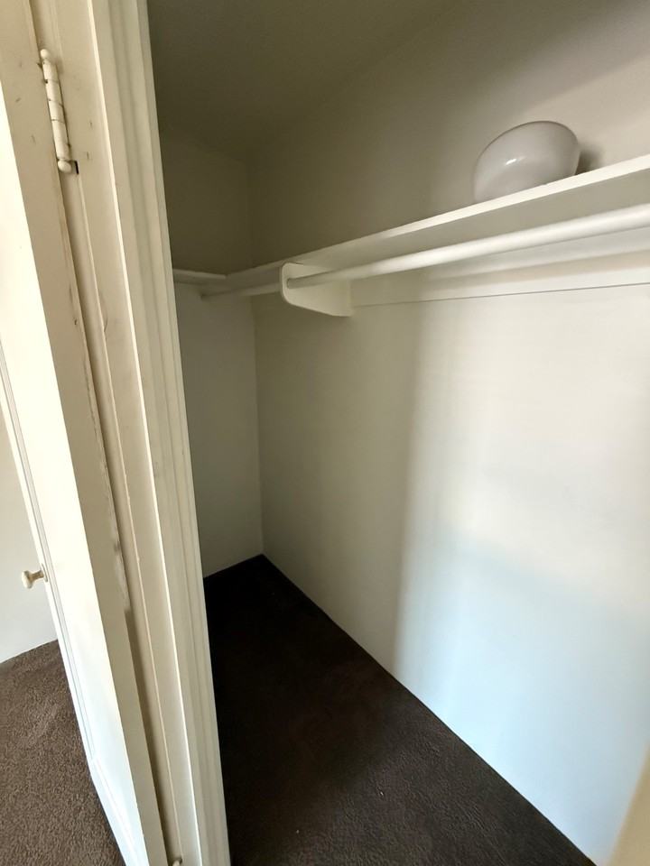 1440 Victorian Avenue #12 - Photo 3 of 11